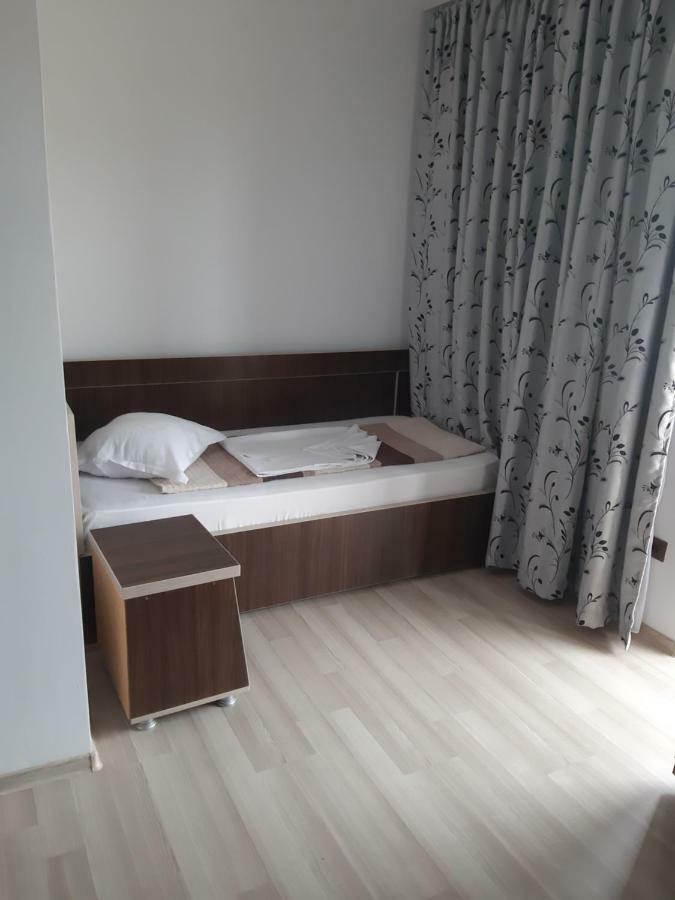 Hotel La Babusca à Două Mai Extérieur photo